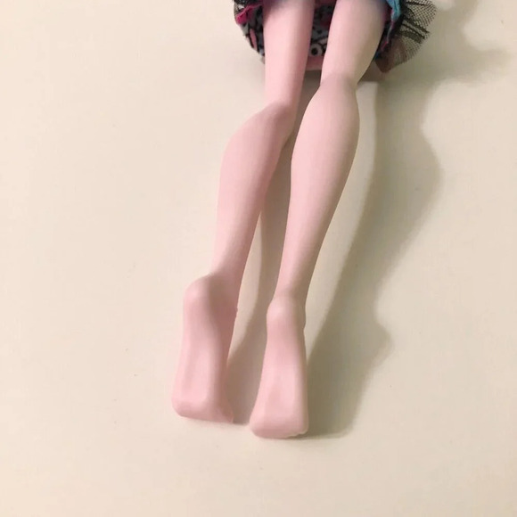 Monster High Draculaura Emoji Dress Doll - Picture 11 of 16